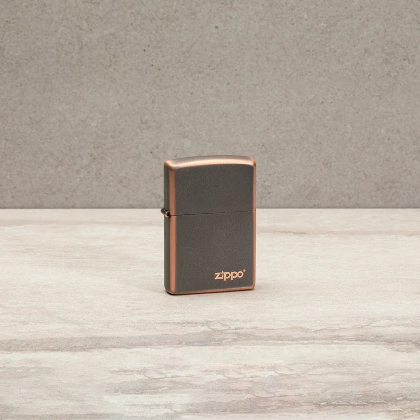 Logo Zippo en bronze rustique Logo Zippo en bronze rustique