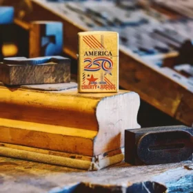 Modèle « America250 Liberty & Justice » – Laiton