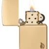 Modèle Armor® en High Polish Brass avec motif de flamme