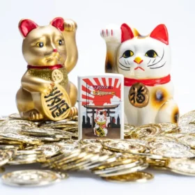 Motif « Chat porte-bonheur »