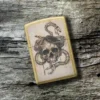 Motif « Crâne et os de serpent »