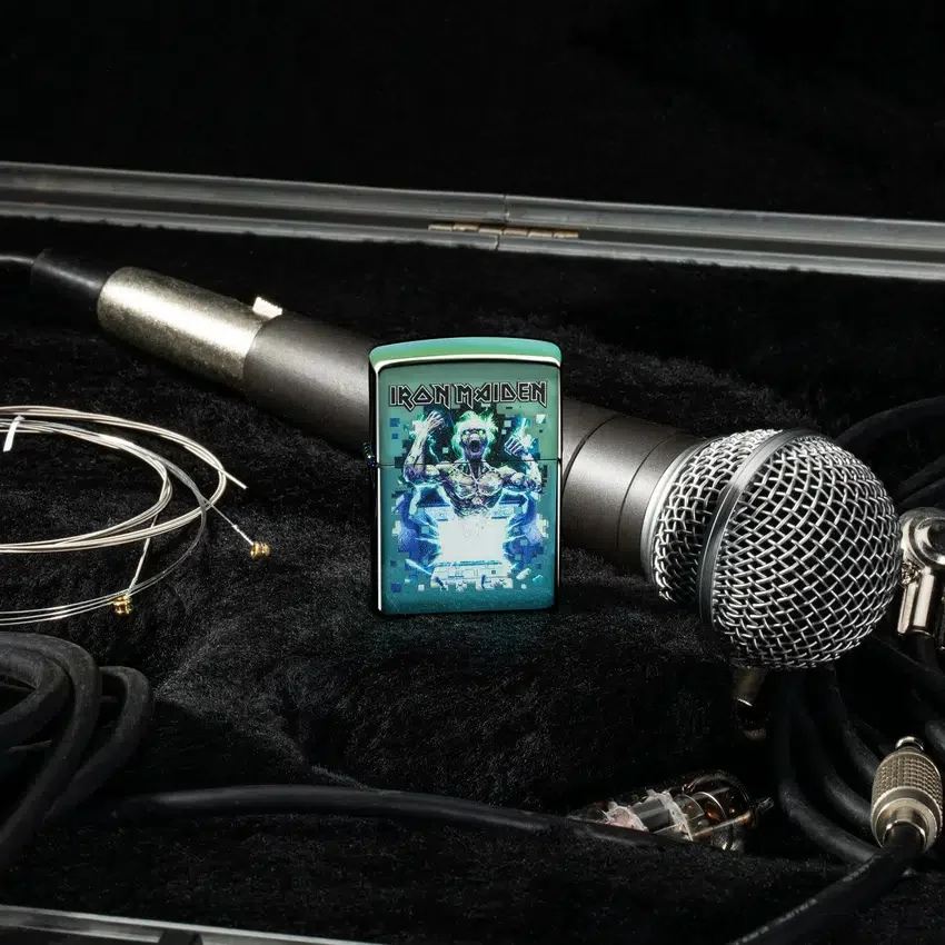 Motif « Cyber Eddie » d’Iron Maiden Motif « Cyber Eddie » d’Iron Maiden