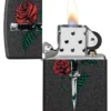 Motif de tatouage « Rose et poignard »