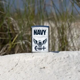 Motif du logo « United States Navy® » en camouflage