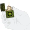 Motif « Labyrinthe de cannabis »