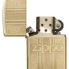Zippo et motif décoratif
